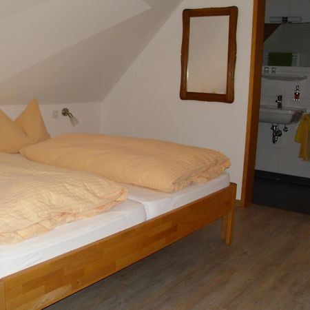 Gasthof Zur Frohen Einkehr Reichardsroth Ruang foto
