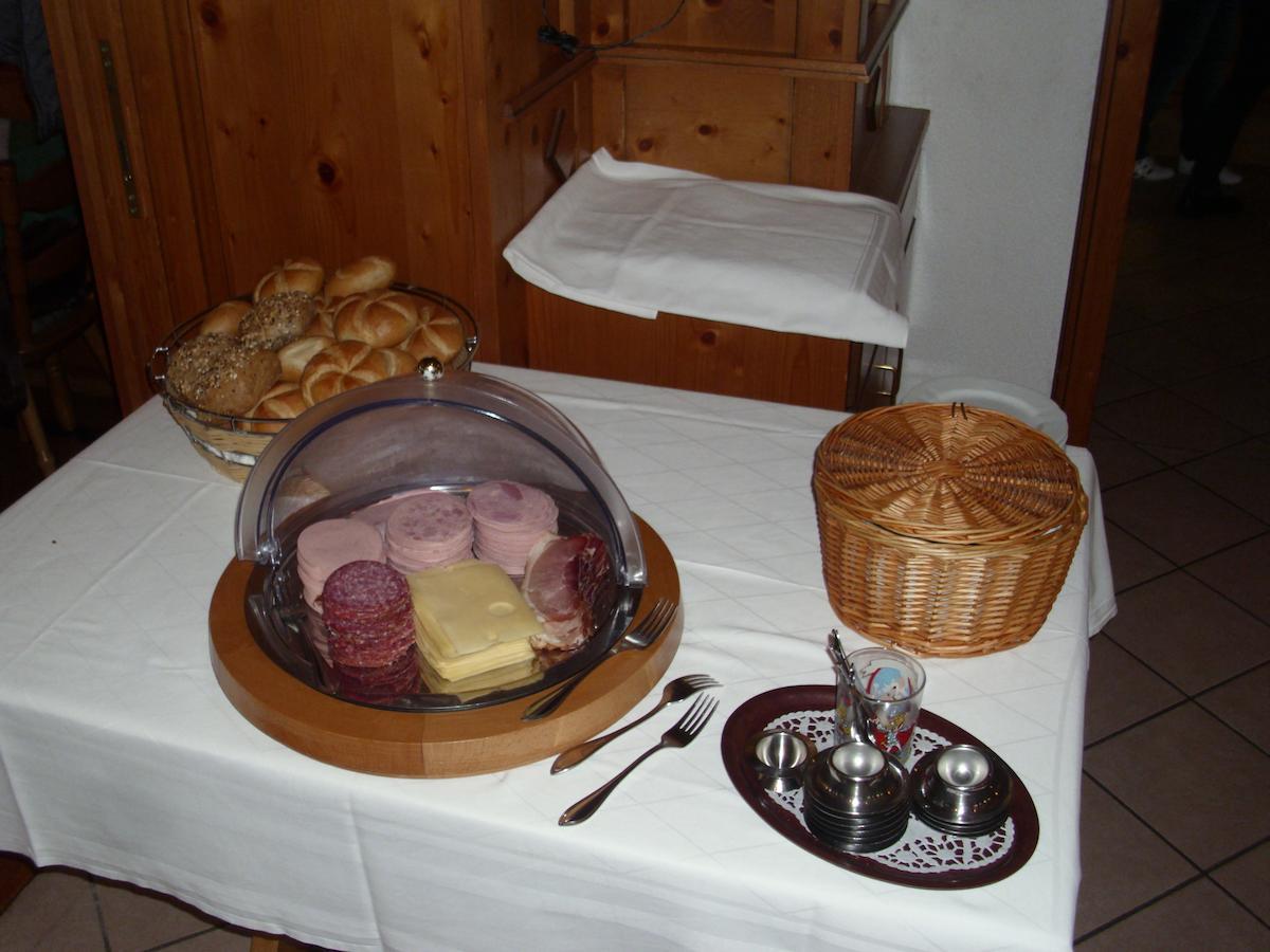 Gasthof Zur Frohen Einkehr Reichardsroth Bagian luar foto